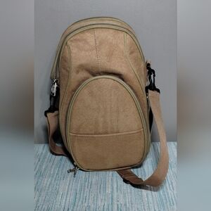 Oak & Olive Picnic Plus Wine Cooler Bag And Glasses Set